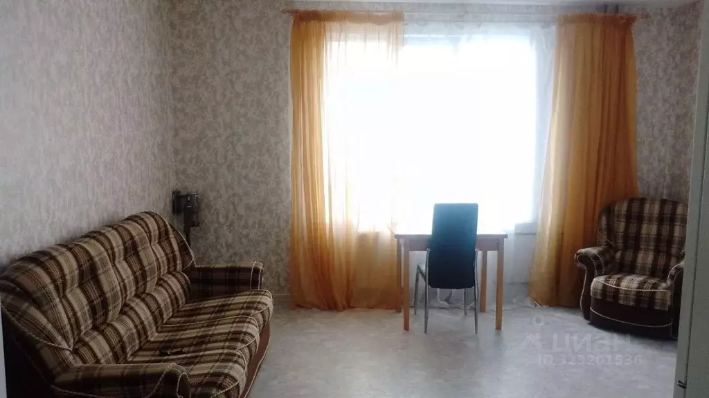 Студия Оренбургская область, Оренбург ул. Ткачева, 16/1 (26.8 м) - Фото 1