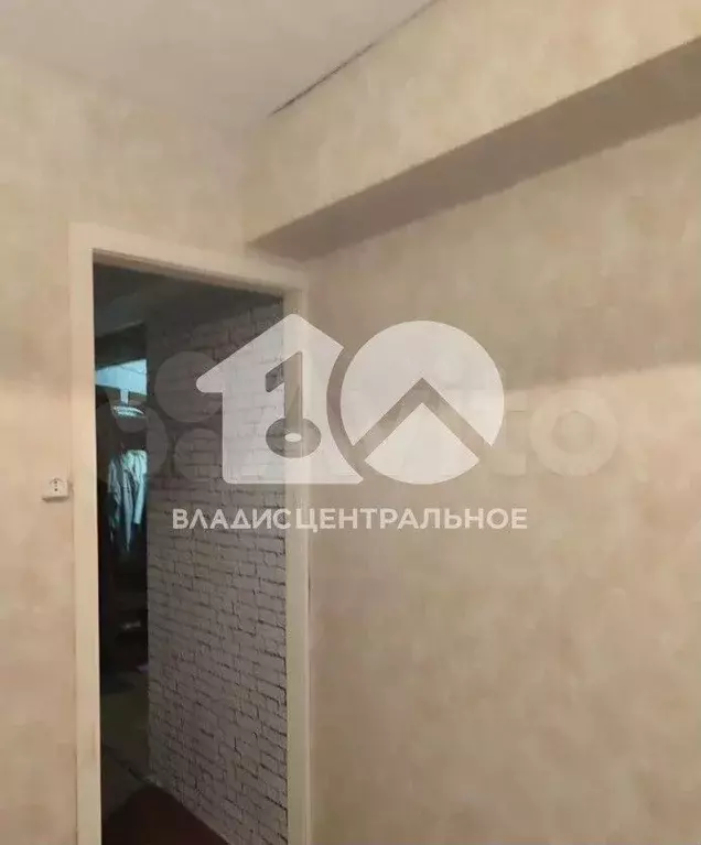 2-к. квартира, 40 м, 1/4 эт. - Фото 1