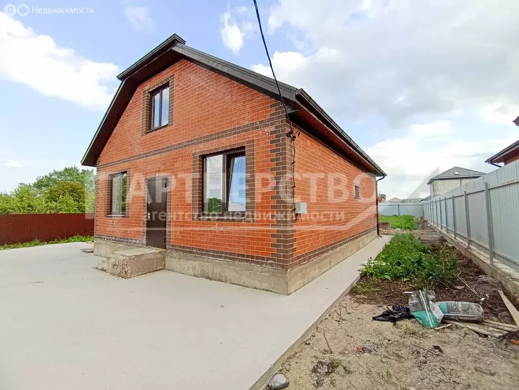 Дом в посёлок городского типа Ильский, Родниковая улица (131 м) - Фото 1