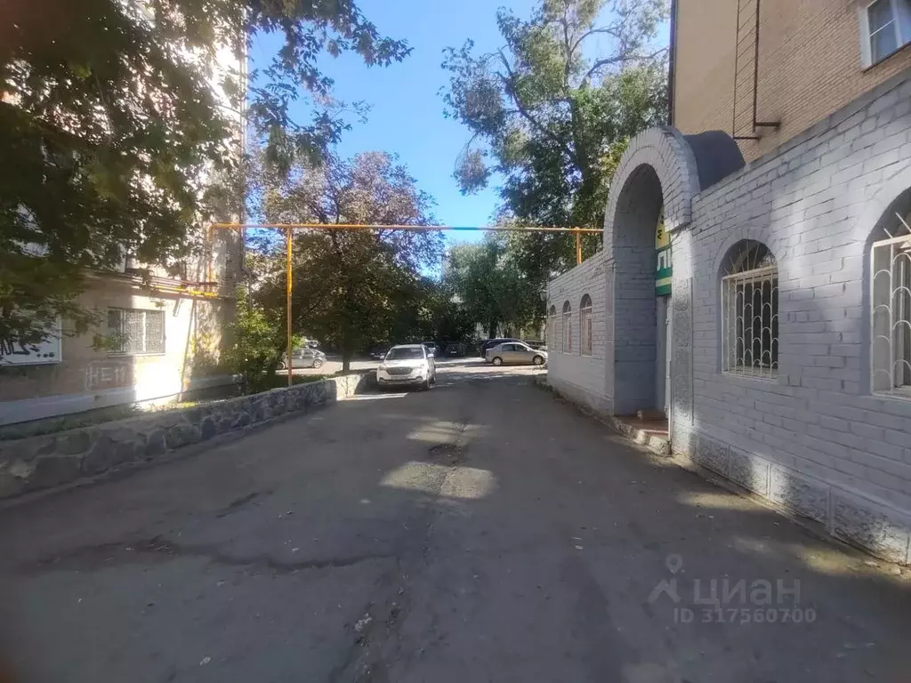 Торговая площадь в Челябинская область, Челябинск ул. Либкнехта, 34 ... - Фото 1