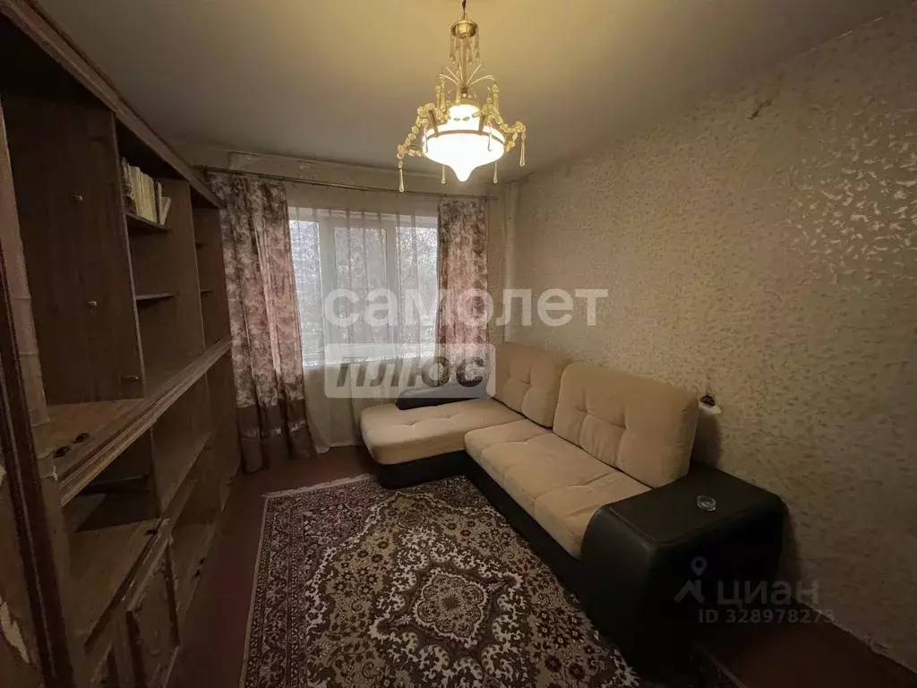 3-к кв. Курская область, Курск Студенческая ул., 7 (58.4 м) - Фото 1