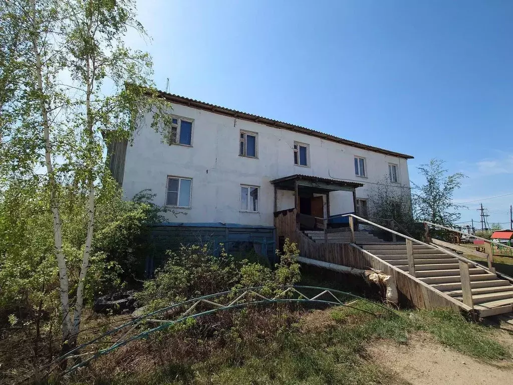 3-к кв. Саха (Якутия), Якутск ул. Дружбы Народов, 1/2 (77.1 м) - Фото 1