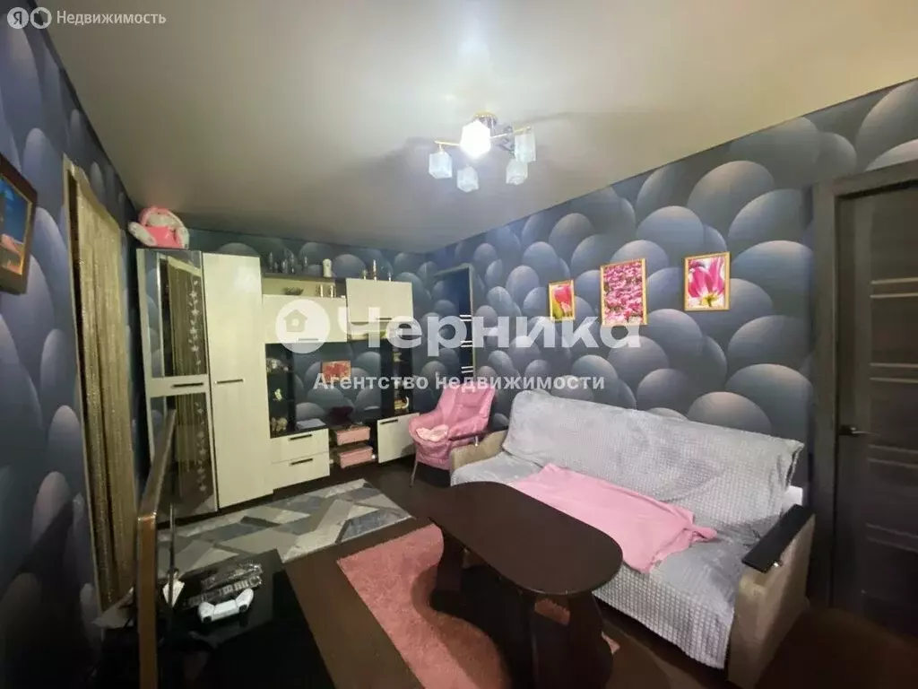 3-комнатная квартира: Гуково, улица Некрасова, 75 (56.6 м) - Фото 1