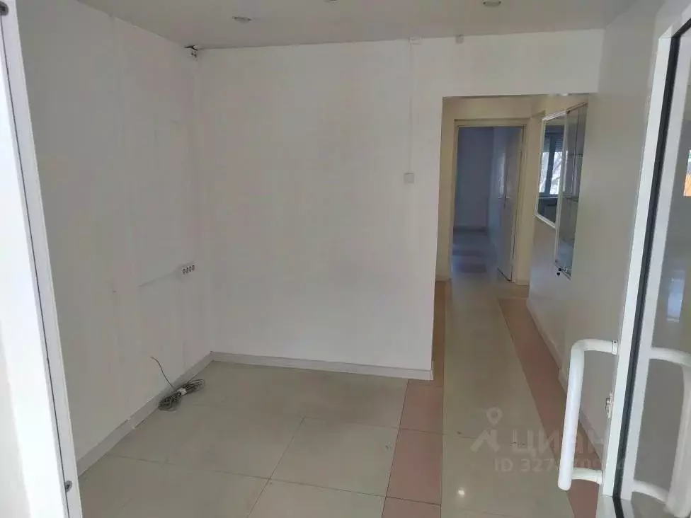 Торговая площадь в Бурятия, Улан-Удэ Ключевская ул., 25 (59 м) - Фото 2