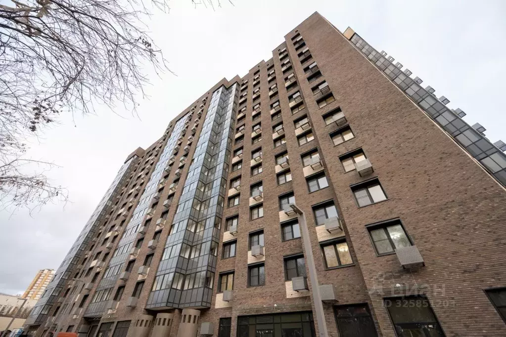 Гараж в Москва Коровинское ш., 12 (17 м) - Фото 1