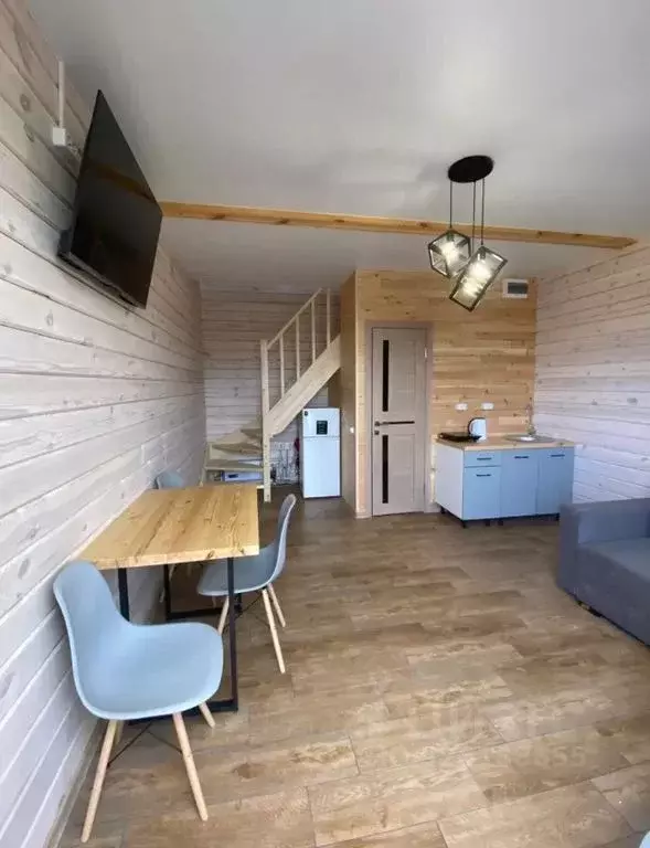 Дом в Алтай, Майминский район, Манжерокское с/пос, с. Озерное ул. ... - Фото 2