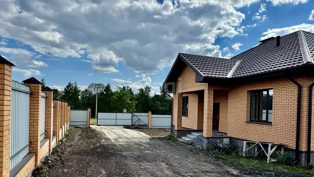 Дом в Белгородская область, Белгородский район, с. Стрелецкое ул. ... - Фото 0