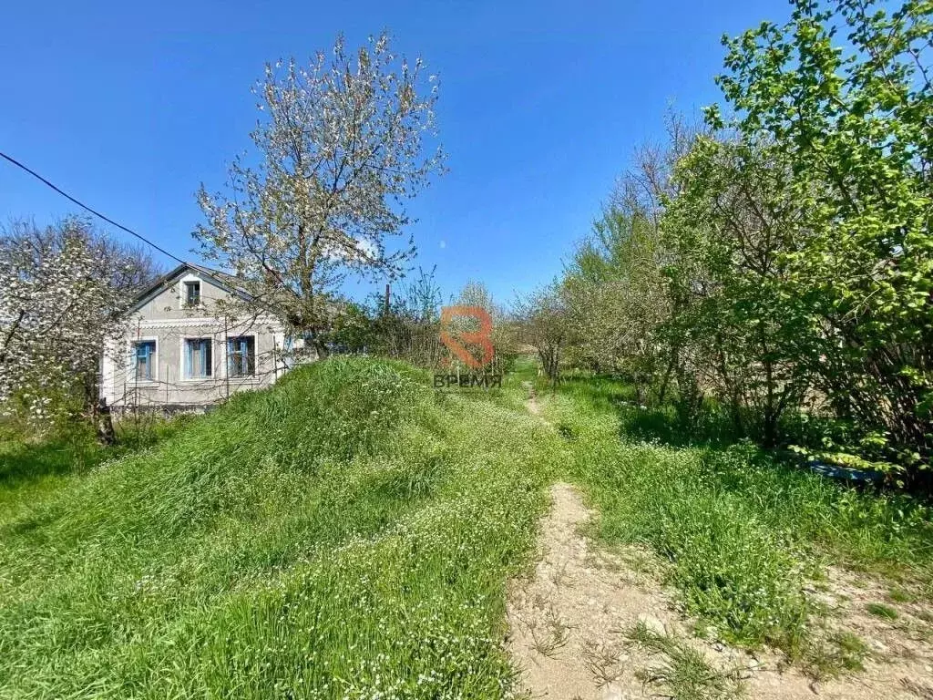 Дом в Крым, Бахчисарайский район, с. Голубинка ул. Ленина, 74 (69 м) - Фото 1