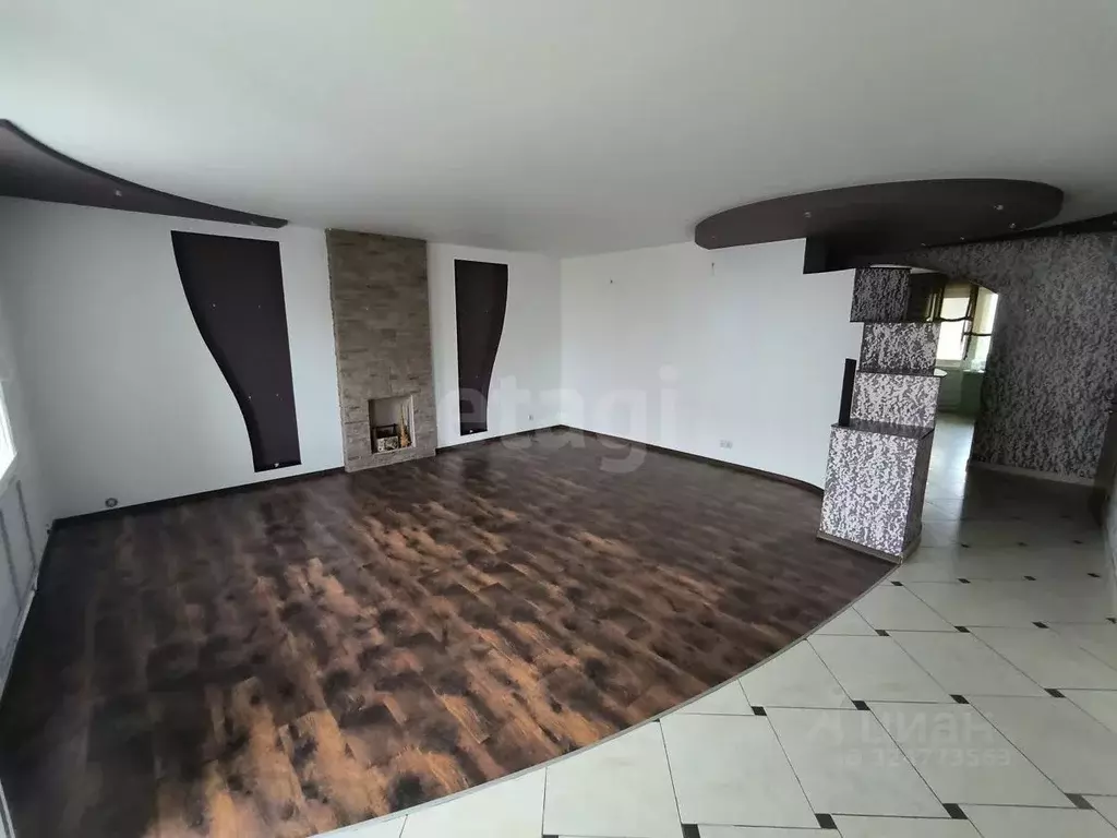 3-к кв. Краснодарский край, Анапа ул. Ленина, 143 (151.6 м) - Фото 1