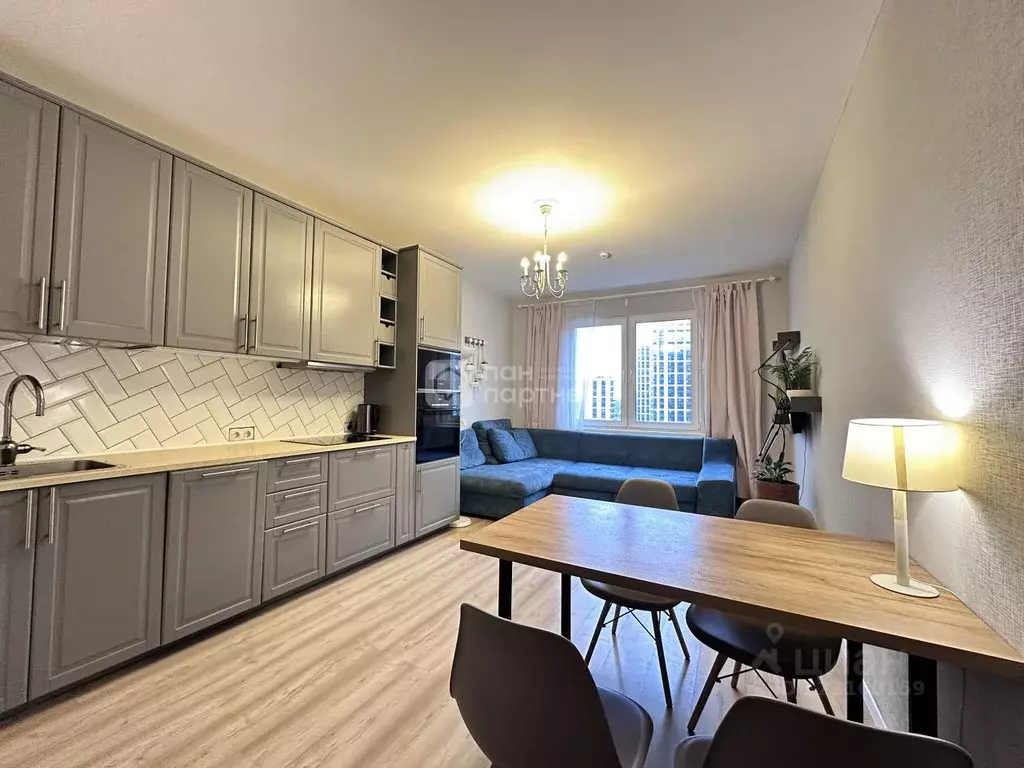 3-к кв. Санкт-Петербург ул. Архивная, 9к1 (82.0 м) - Фото 0