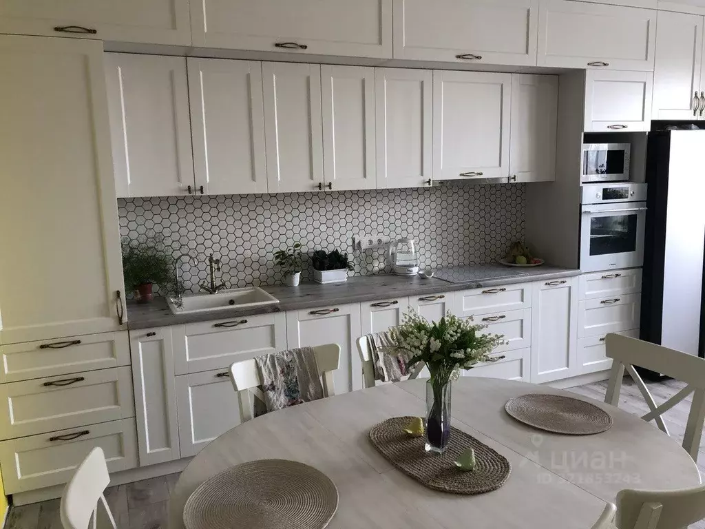 4-к кв. Омская область, Омск ул. Перелета, 19 (130.0 м) - Фото 1