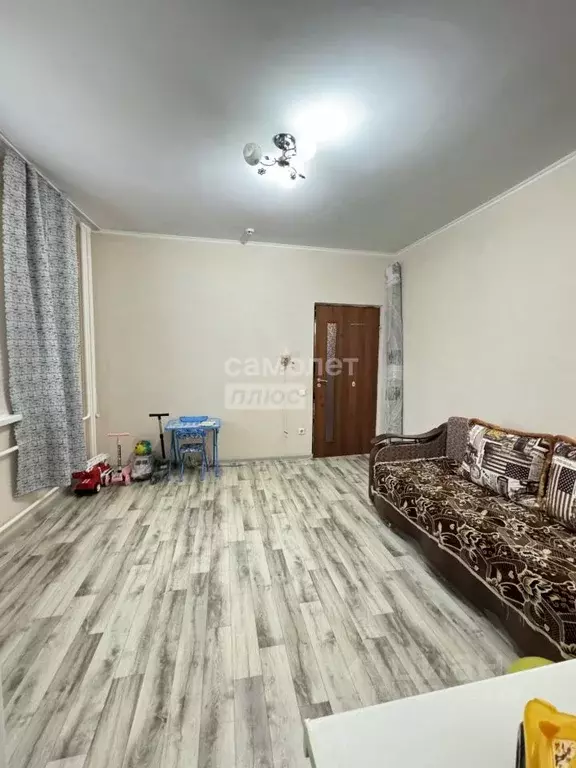 1-к кв. Астраханская область, Астрахань Имени Бабаевского мкр, ул. ... - Фото 0