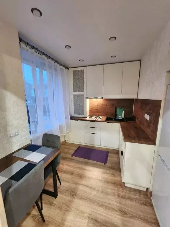 2-к кв. Карелия, Петрозаводск Красная ул., 45 (43.0 м) - Фото 0