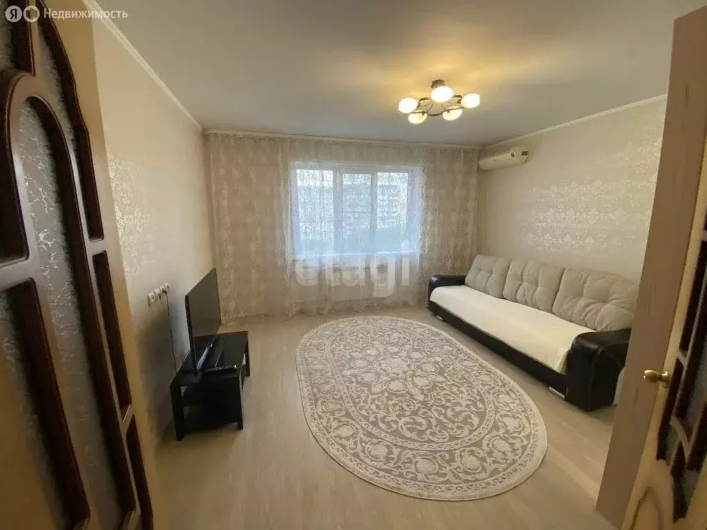 2-комнатная квартира: Хабаровск, квартал ДОС, 64 (50.1 м) - Фото 0