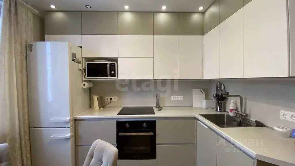 3-к кв. Московская область, Раменское Северное ш., 20 (69.5 м) - Фото 0