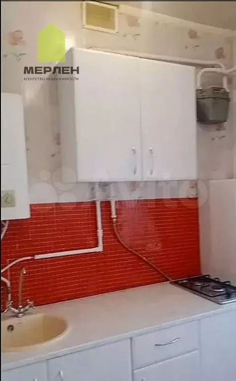 3-к. квартира, 64,3 м, 1/2 эт. - Фото 0