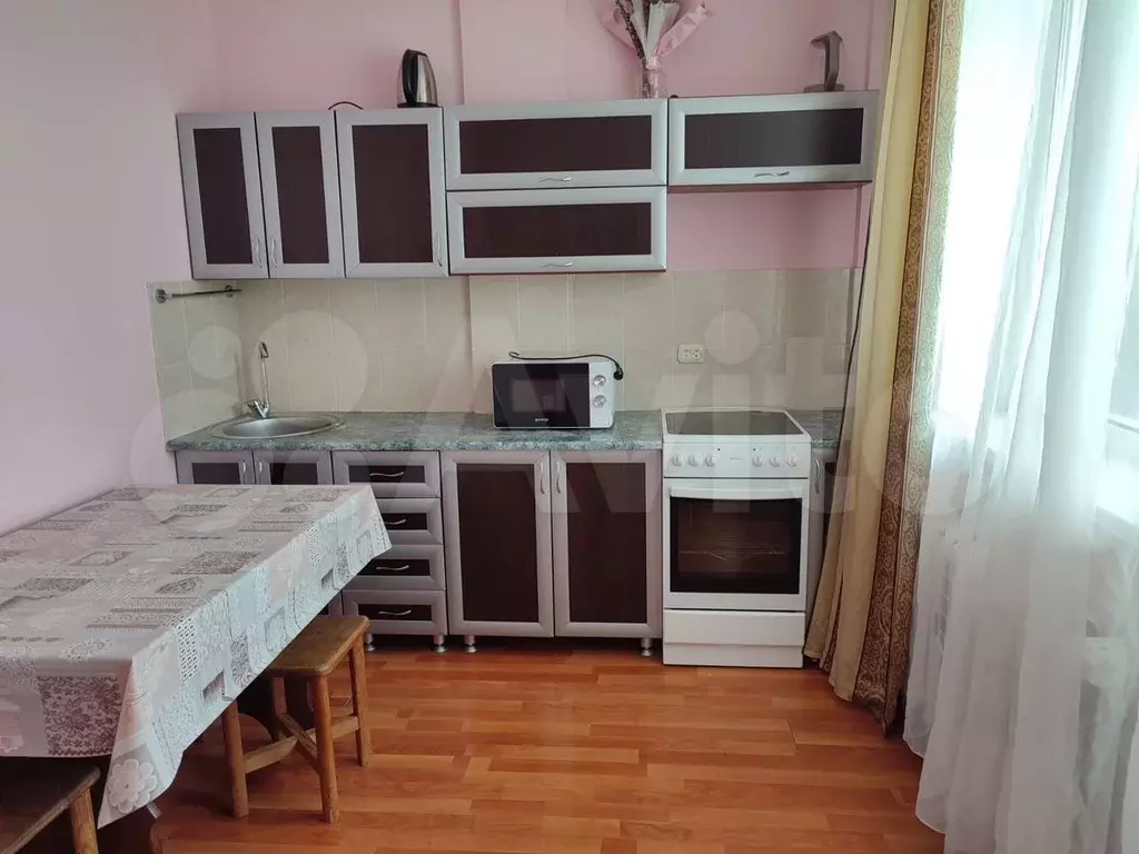 1-к. квартира, 46 м, 2/18 эт. - Фото 0