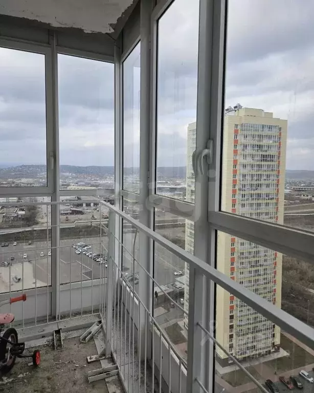 1-к кв. Красноярский край, Красноярск Караульная ул., 39А (46.0 м) - Фото 2