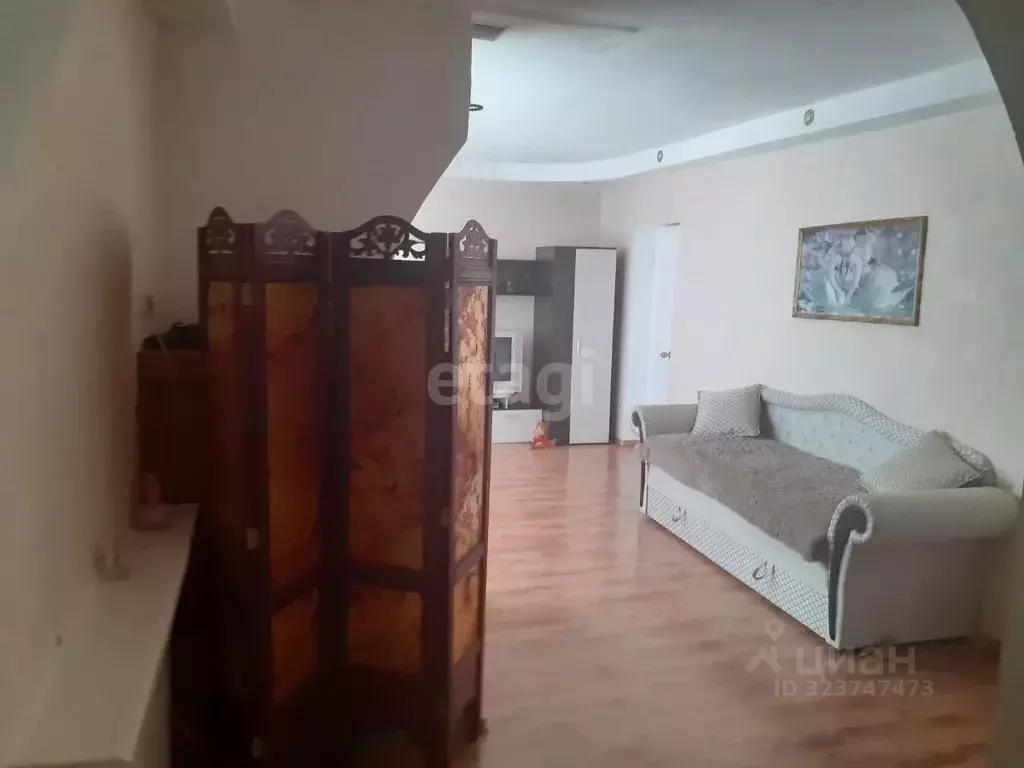 3-к кв. Крым, Сакский район, с. Уютное ул. Евпаторийская, 55/1 (75.3 ... - Фото 1