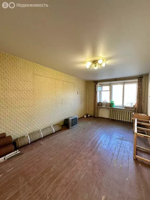 3-комнатная квартира: Киров, улица Сутырина, 18 (56.6 м) - Фото 1