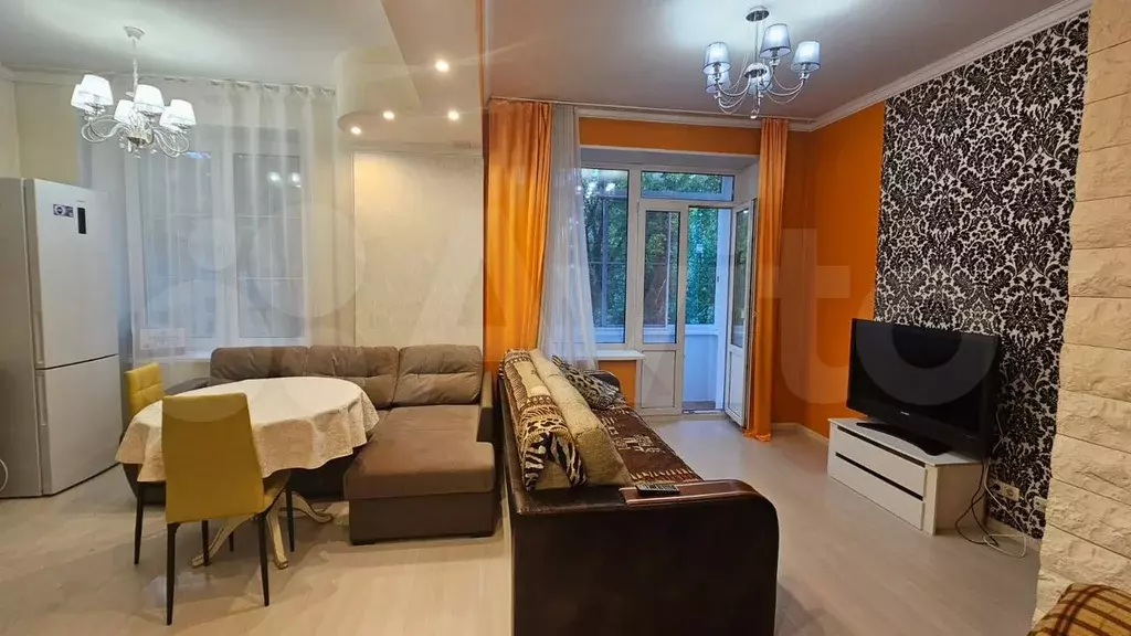 2-к. квартира, 55 м, 4/5 эт. - Фото 0