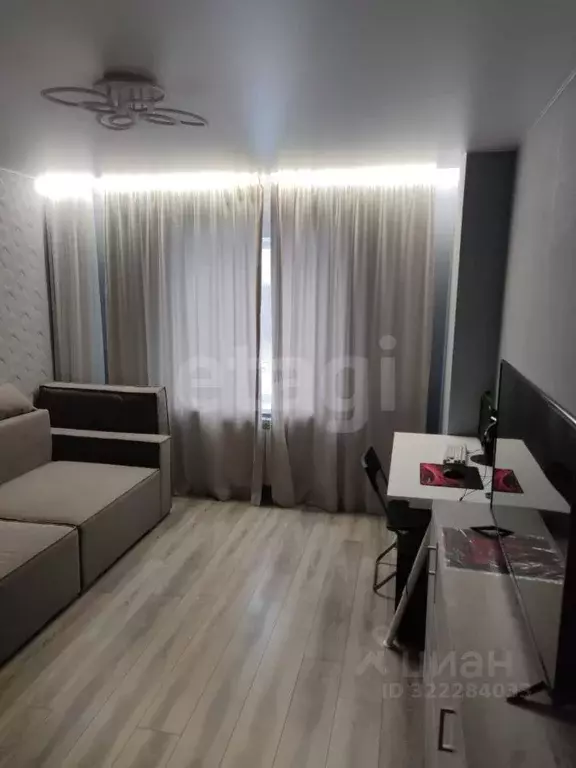 Дом в Ямало-Ненецкий АО, Ноябрьск пос. Самострой, ул. Первомайская, 81 ... - Фото 1