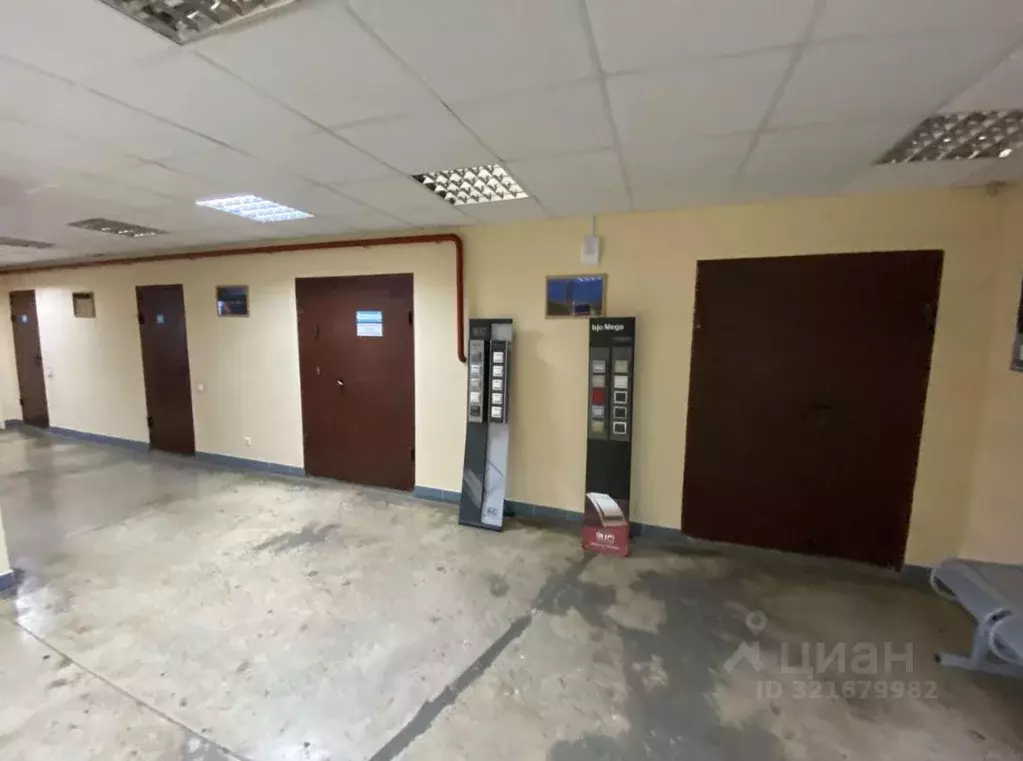 Помещение свободного назначения в Омская область, Омск просп. Карла ... - Фото 1
