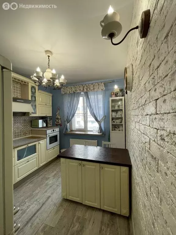 3-комнатная квартира: деревня Пирогово, улица Ильинского, 5 (75.8 м) - Фото 2