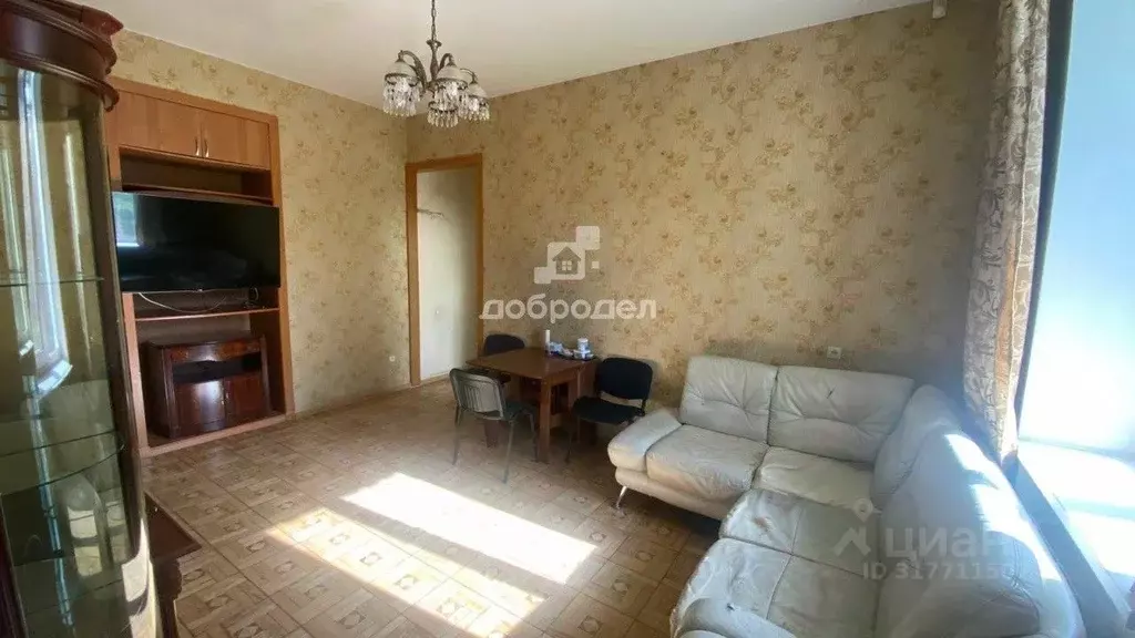 3-к кв. Свердловская область, Екатеринбург ул. Чапаева, 14к3 (66.0 м) - Фото 1