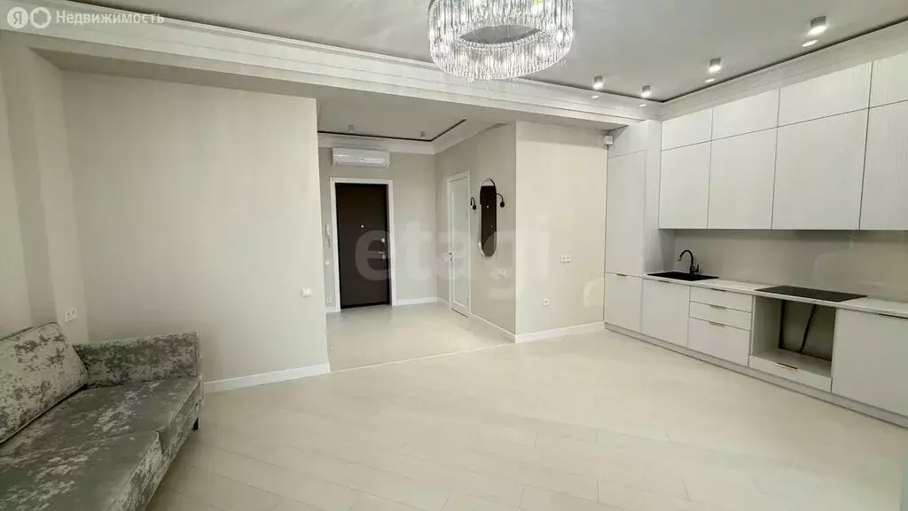 3-комнатная квартира: Махачкала, проспект Расула Гамзатова, 108 (64 м) - Фото 2