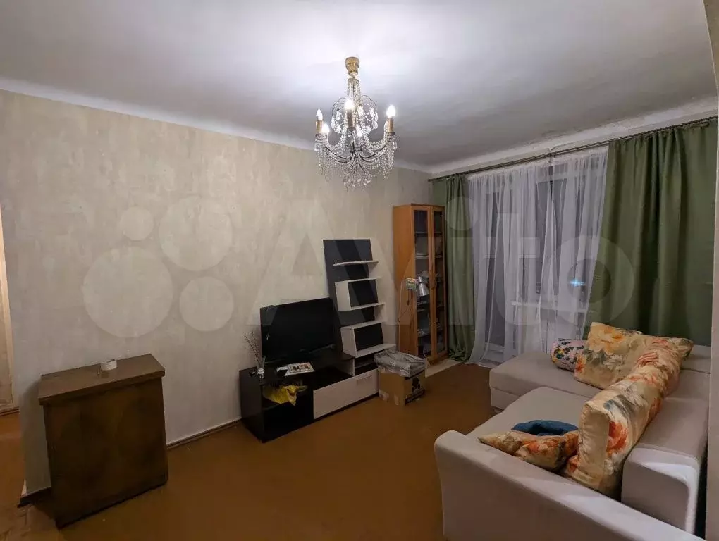 3-к. квартира, 60 м, 5/5 эт. - Фото 1