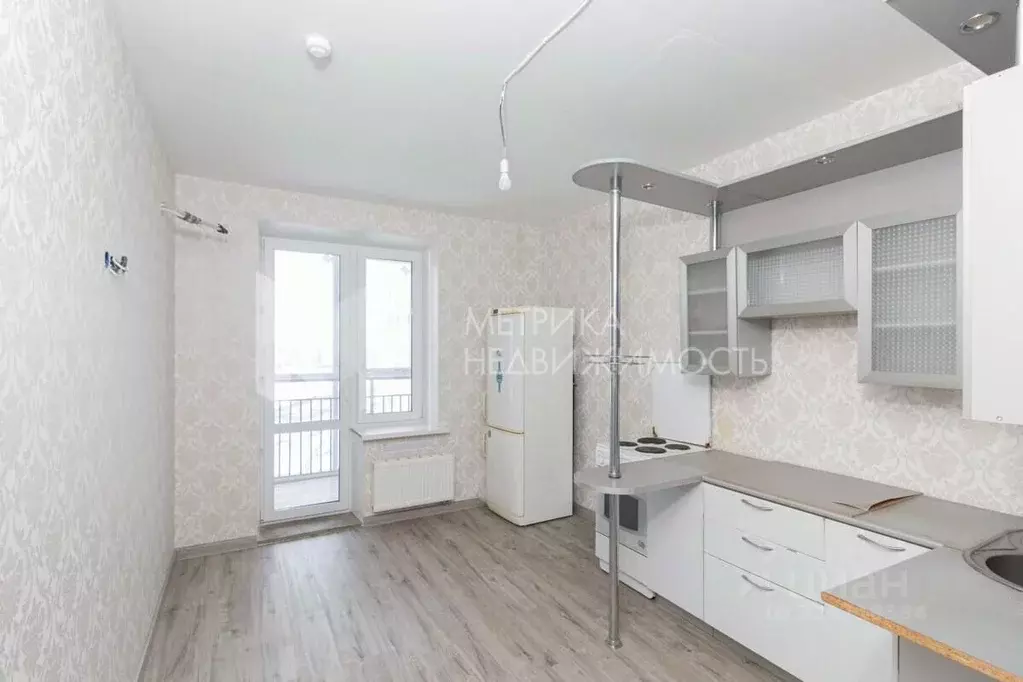 1-к кв. Тюменская область, Тюмень ул. Мельникайте, 2к18 (37.3 м) - Фото 1