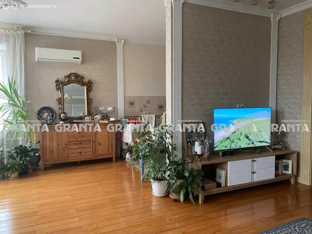 3-комнатная квартира: Красноярск, улица Баумана, 5 (128.7 м) - Фото 0
