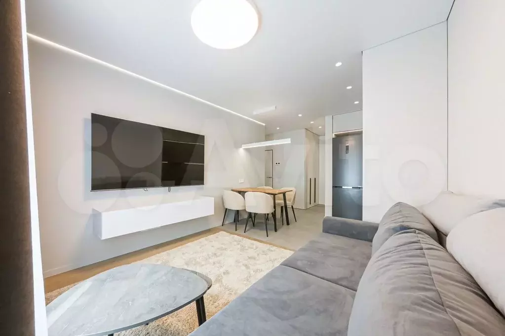 2-к. квартира, 70 м, 2/9 эт. - Фото 1