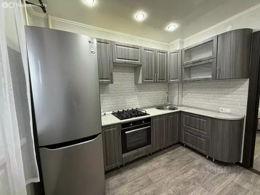 2-комнатная квартира: Энгельс, улица Марины Расковой, 5 (50 м) - Фото 2