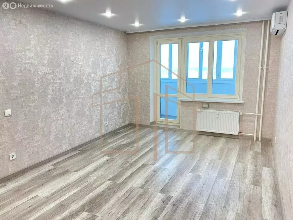 1-комнатная квартира: Тюмень, улица Монтажников, 38 (37.3 м) - Фото 0