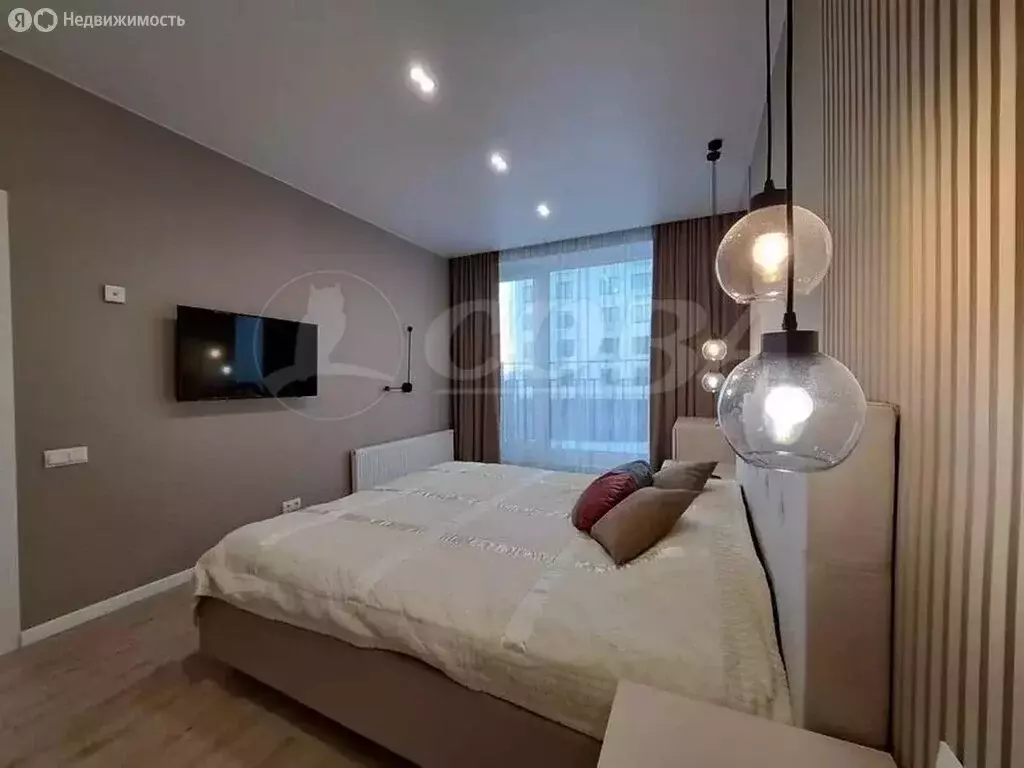 3-комнатная квартира: Тюмень, улица Газовиков, 44 (70 м) - Фото 0