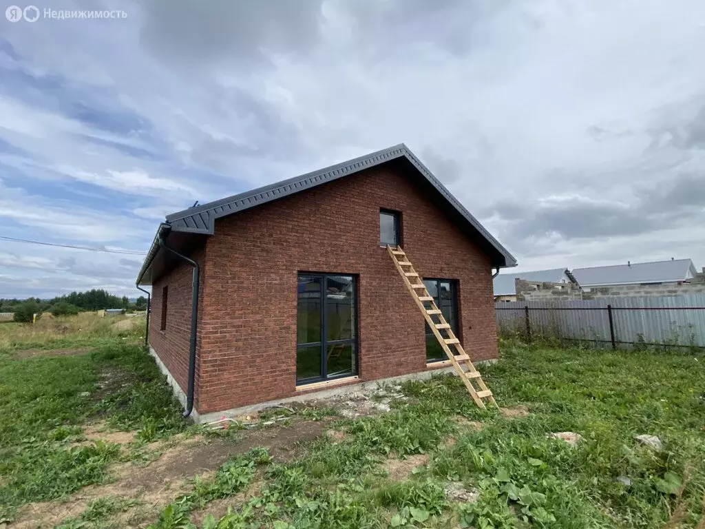 Дом в деревня Гавриловка, Совхозная улица, 4 (100 м) - Фото 1