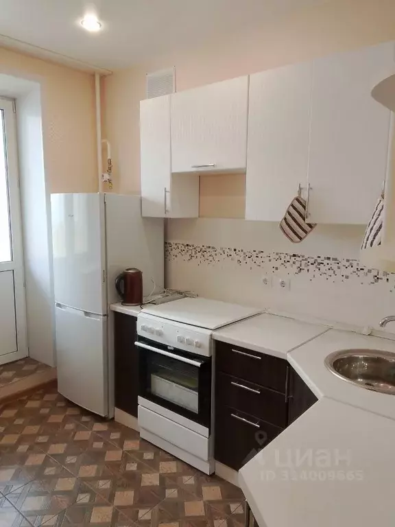 1-к кв. Тамбовская область, Тамбов ул. Агапкина, 17А (35.0 м) - Фото 1