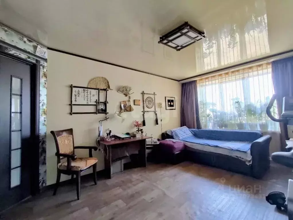 2-к кв. Приморский край, Владивосток 71-й мкр, ул. Ватутина, 4А (60.0 ... - Фото 0