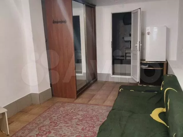 Комната 20 м в 1-к., 1/4 эт. - Фото 0