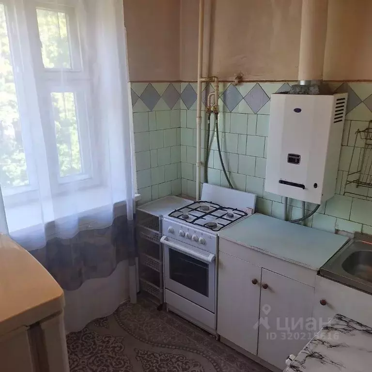 2-к кв. Нижегородская область, Нижний Новгород ул. Бориса Корнилова, ... - Фото 0