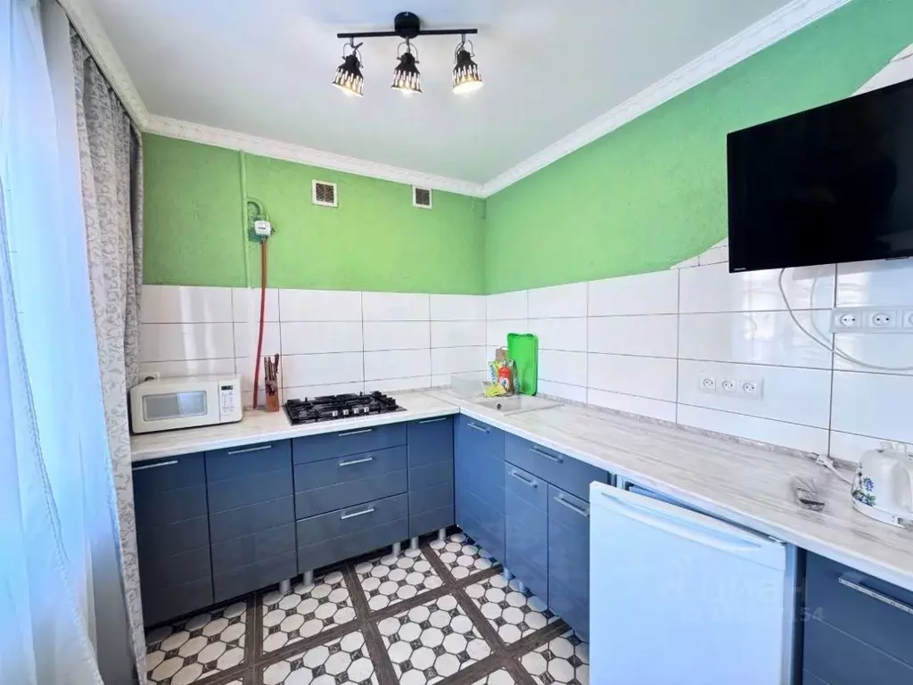 2-к кв. Калининградская область, Балтийск ул. Ушакова, 19 (62.1 м) - Фото 2