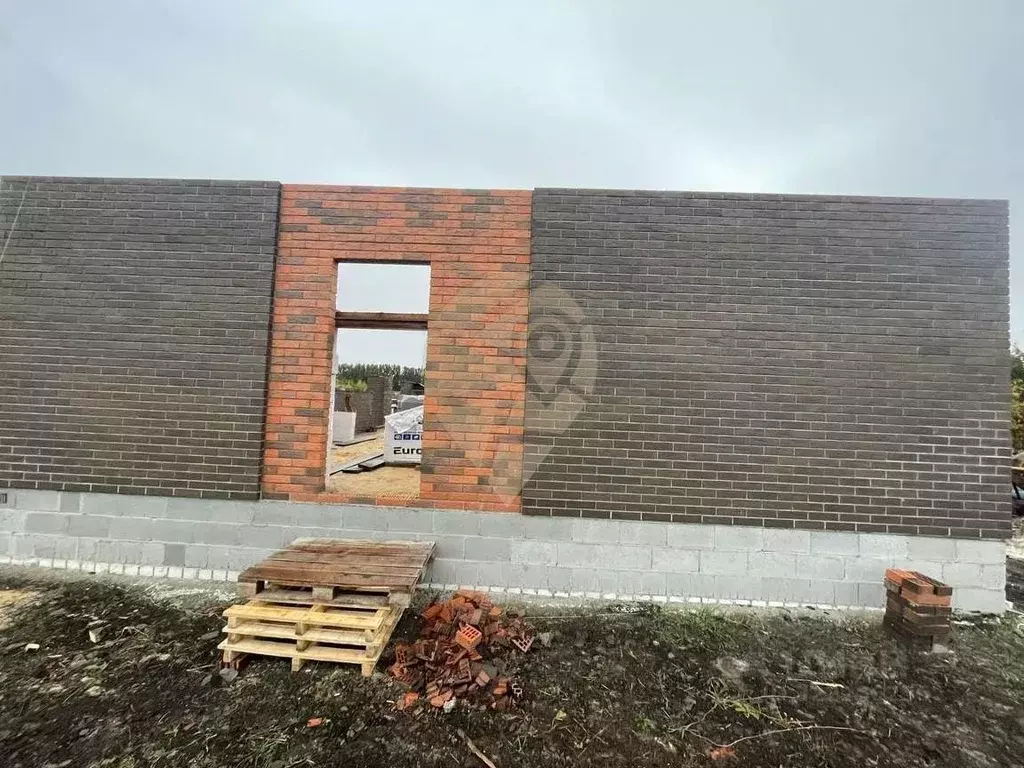 Дом в Белгородская область, Старооскольский городской округ, с. ... - Фото 2