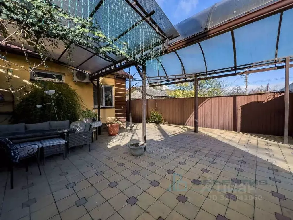 Дом в Краснодарский край, Новороссийск ул. Красных Военморов, 19 (110 ... - Фото 1