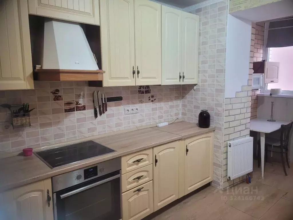 1-к кв. Московская область, Чехов Лопасненская ул., 3 (50.0 м) - Фото 1