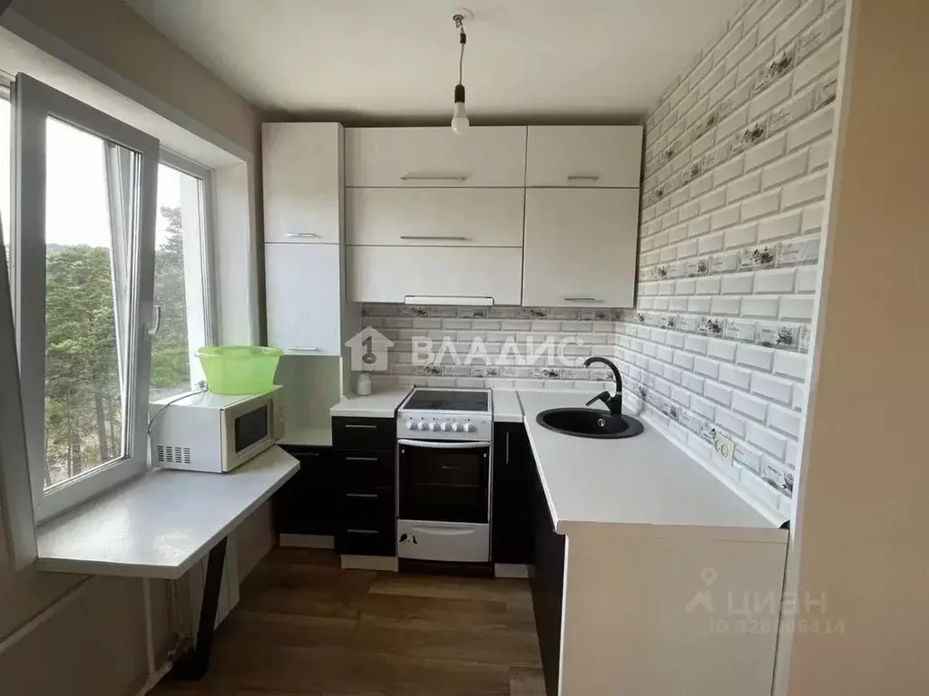 3-к кв. Бурятия, Улан-Удэ 102-й мкр, ул. Ринчино, 14 (56.4 м) - Фото 1