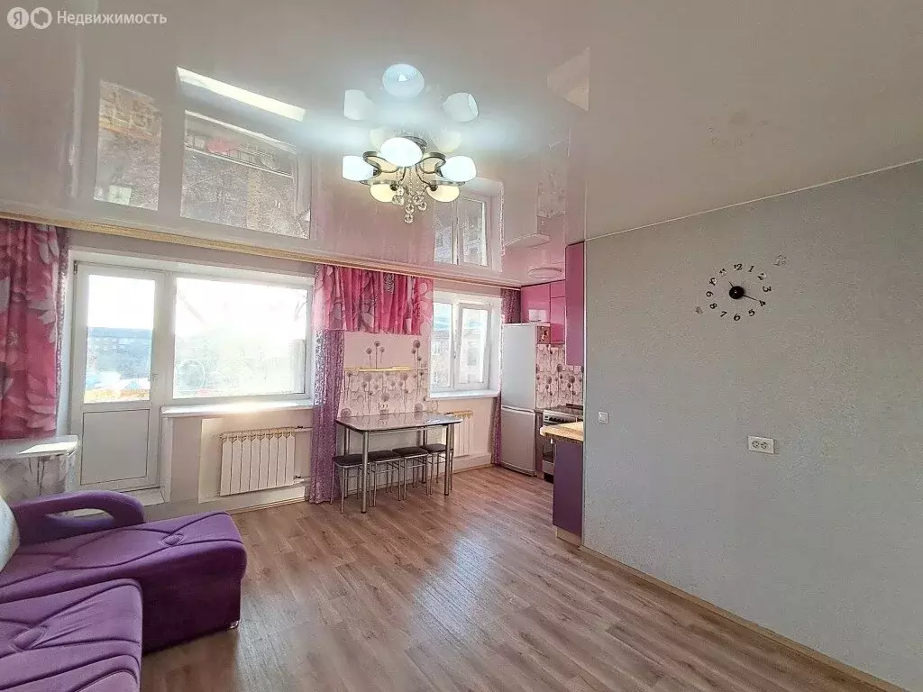 3-комнатная квартира: Черногорск, Советская улица, 74 (54.8 м) - Фото 1