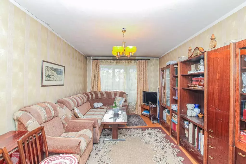 3-к кв. Бурятия, Улан-Удэ ул. Фрунзе, 7 (58.1 м) - Фото 2