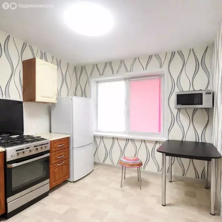 3-комнатная квартира: Березники, улица Уральских Танкистов, 61 (57.4 ... - Фото 2
